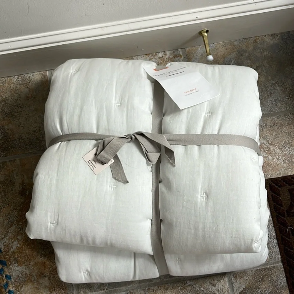 Anthropologie Relaxed Linen-Cotton Quilt Size Full NWT